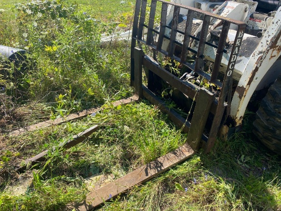 Bradco 48in Skidloader Forks