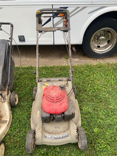 Honda Harmony 215 Self Propelled Lawn Mower