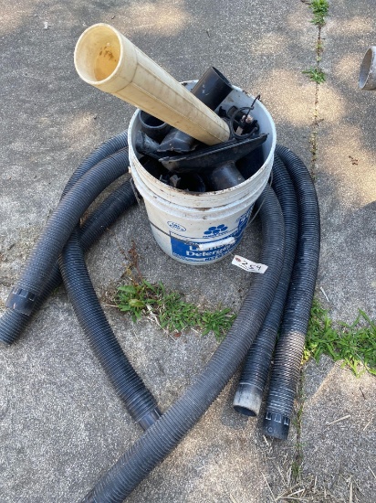 Shop vac attachments