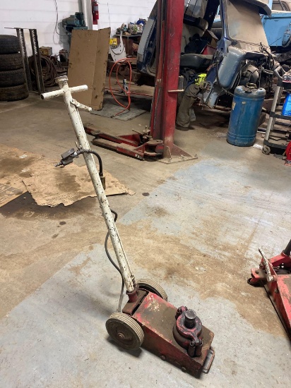 Air Powered Truck Jack