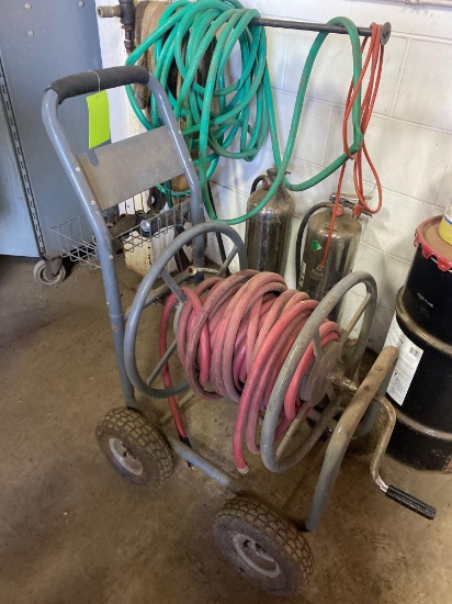 Pneumatic wheeled hose reel