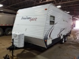 2009 24' Freedom Spirit Travel Trailer by Thor made by Dutchmen Manufacturing