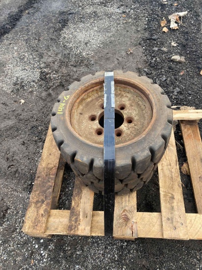 Pair of Clark Forklift Solid Rubber Wheels