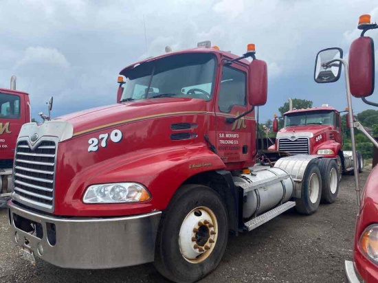 2007 Mack Vision CXN613 Tractor