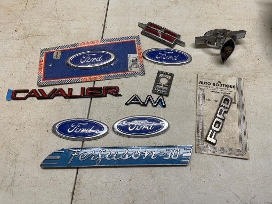 Assorted nameplate badges, Ford, Ferguson 30 and more