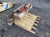 Tag Co 36in Skidloader Slab Crab Bucket