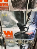 Wen Co 18in Electric Snow Thrower-Open Box Return