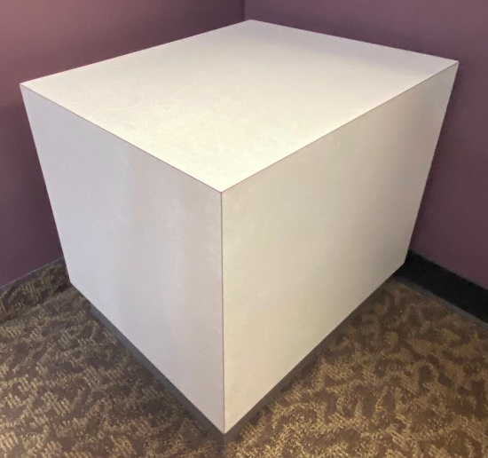 Side Table Cube