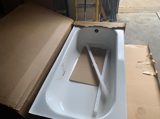 Right Hand Bathtub - New in Box