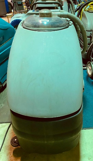 Advance Aquamax Carpet Extractor