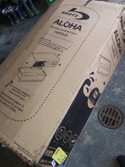 Left Hand Bathtub New in Box