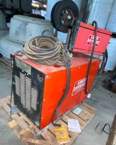 Airco Arc Welder Pulse Arc II with Med 40 Wire Feeder and Wire