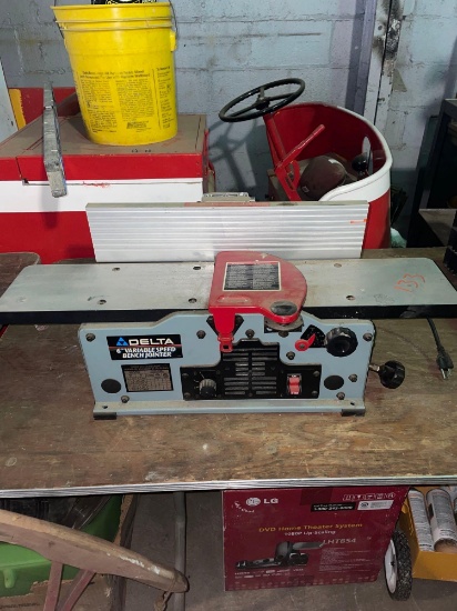 Delta 6? Variable Speed Bench Jointer