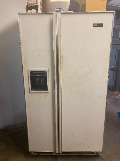 JennAir Side-by-Side Refrigerator.../ Freezer