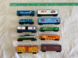 Lot of (10) HO Model Railroad Cars