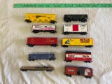 Lot of (10) HO Model Railroad Cars