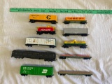 Lot of (10) HO Model Railroad Cars