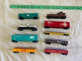 Lot of (9) HO Model Railroad Cars