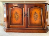 Habersham Cabinet