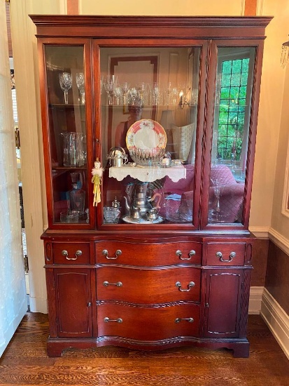 Timeless Serpentine Front China Cabinet
