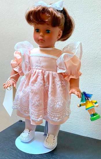 14" Lissi Doll "Kristy" Certified # 729/1000 with Original Box & Papers