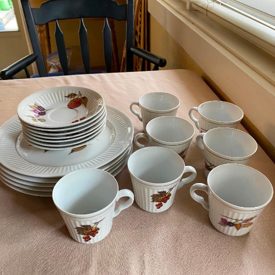 Royal Worcester Porcelain Tea Set