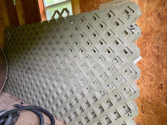 Pieces of Vinyl Lattice
