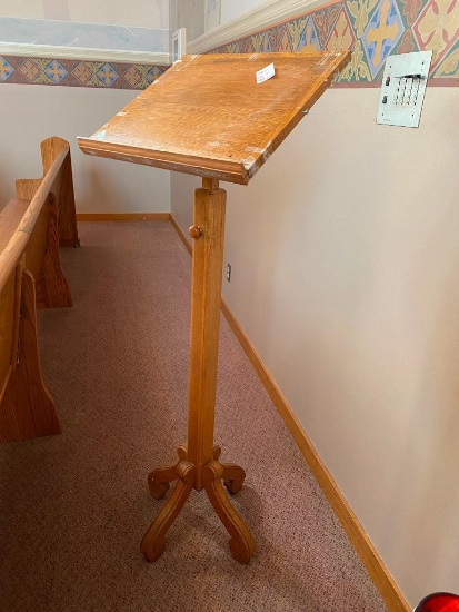 Adjustable Wooden Lectern Stand