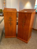 2 Oak Lecterns