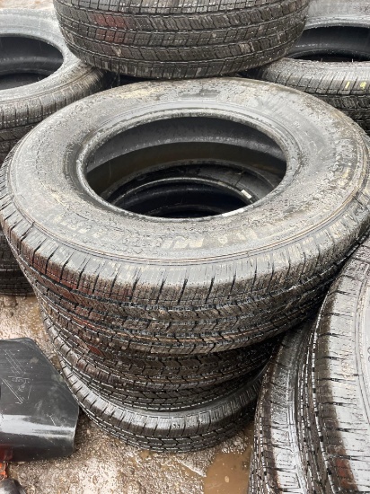 (4) Like New 245/75R17 Tires