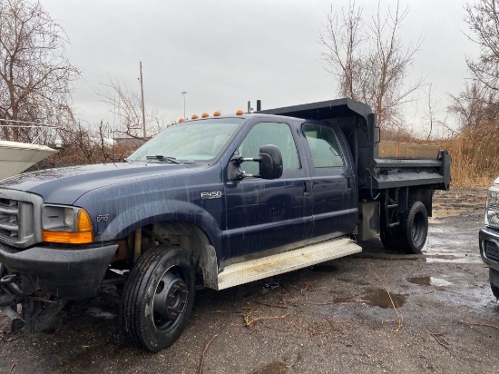 1999 Ford F-450 Dump Truck