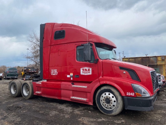 2009 Volvo VNL Tractor/Truck