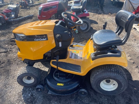 Cub Cadet LT46" XT1 EnduroSeries Riding Lawnmower