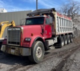 2000 Freightliner Dump Truck