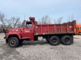 1995 Ford LT8000 Tandem Dump Truck