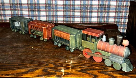 Vintage Red & Green Wooden Train Set - Engine with 2 Cars and a Caboose