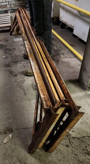 (4) Scaffold Beams and (2) decks
