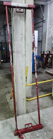 Rolling Scaffold Safety Rails (Red)