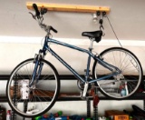 Giant Cypress Bike