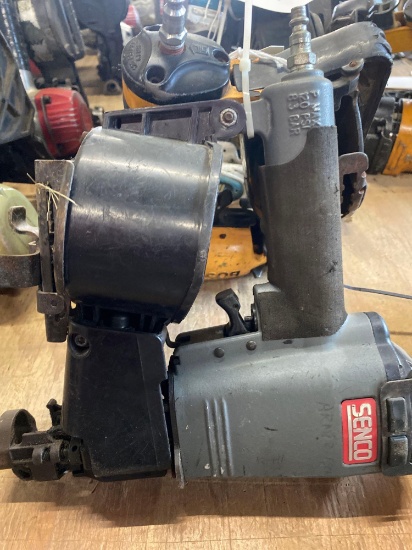 (1) Senco (1) Bostich Air Nailers (2) Max Air Coiler Nailers - See pics for sizes and models