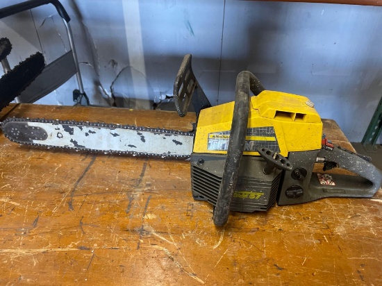 McCulloch Titan 57 Chain Saw with Compression