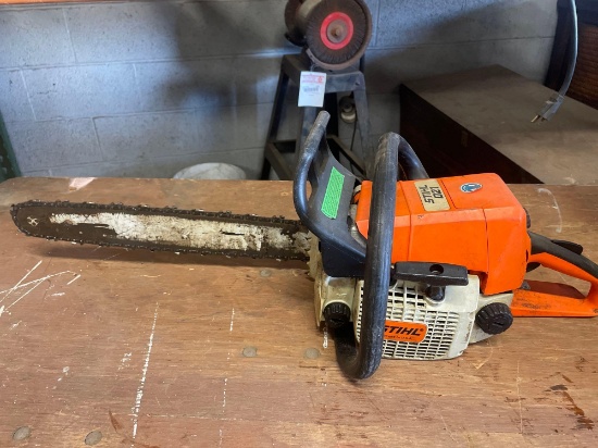Stihl 021 Chainsaw with Compression