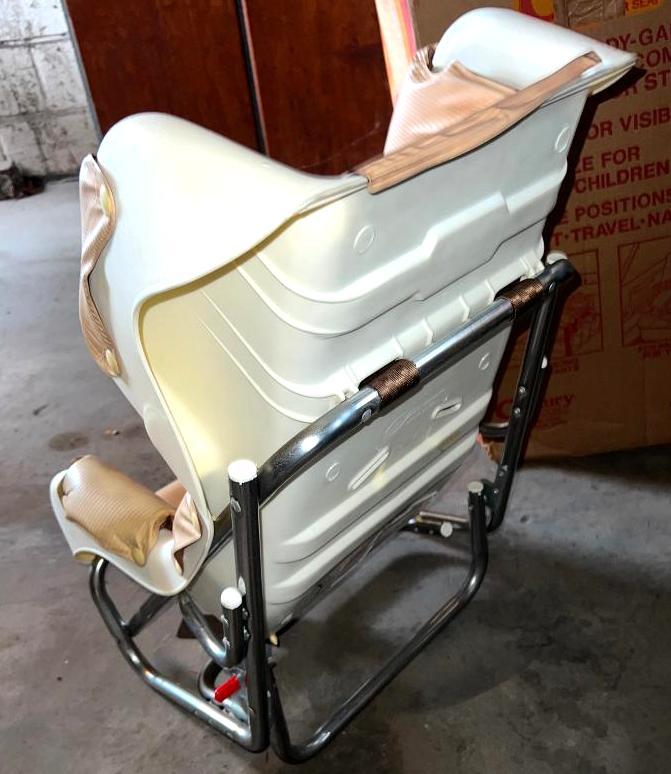 Vintage General Motors Infant Love Car Seat in Proxibid