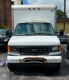 2005 Ford E-450 Super Duty Van Box Truck
