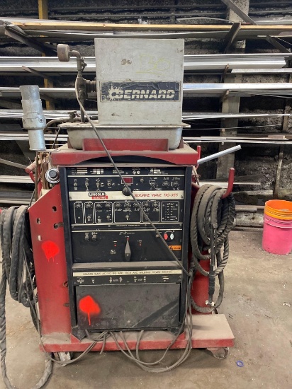 Lincoln Electric Square Wave Tig 355 Welder