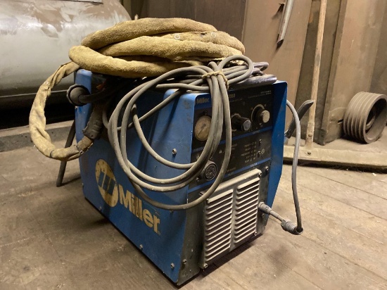 Miller Spectrum 2050 DC Plasma Cutting Machine