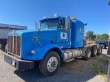 1997 Kenworth T800 Tri-Axle Tractor/Truck