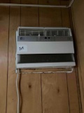 Prefect Aire Window AC