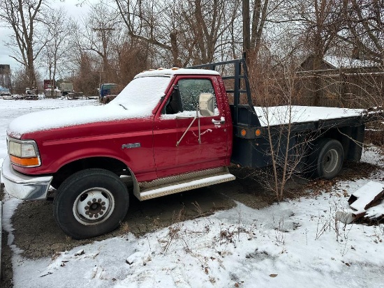 1997 Ford F-450 Pickup Truck