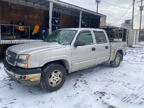 2004 Chevy Silverado 4x4 Pickup Truck
